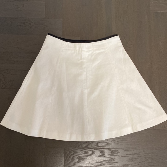 ZARA Boucle Mini Skirt in White, Medium (NWOT) - Picture 5 of 6